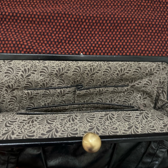 Hobo International Leather Shoulder Bag - Picture 6 of 9